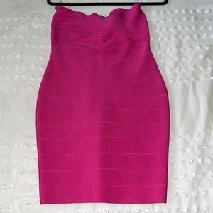 Pink bodycon dress
